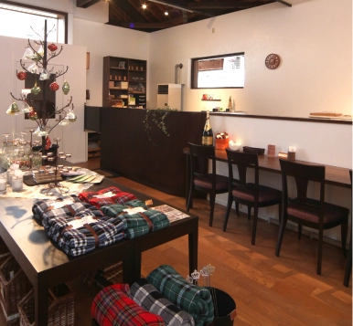 シェルシェの店内